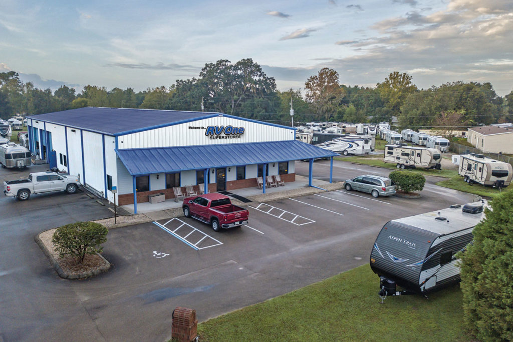 RV One Superstores Gainesville Blue Compass RV