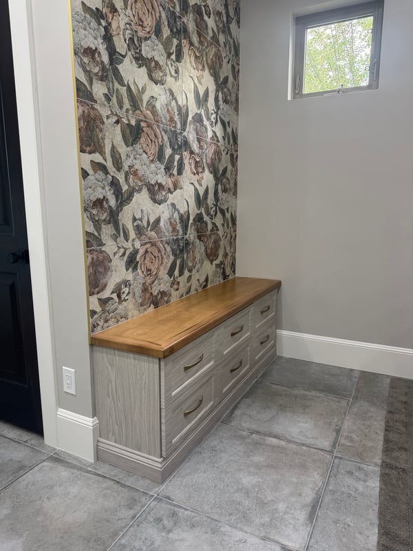 Weekend Getaway Bench