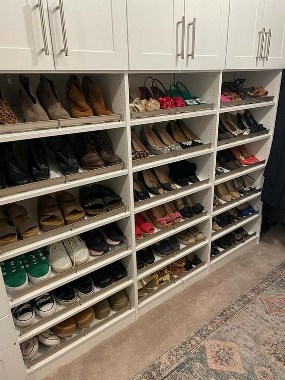 Shoe Fence Closet