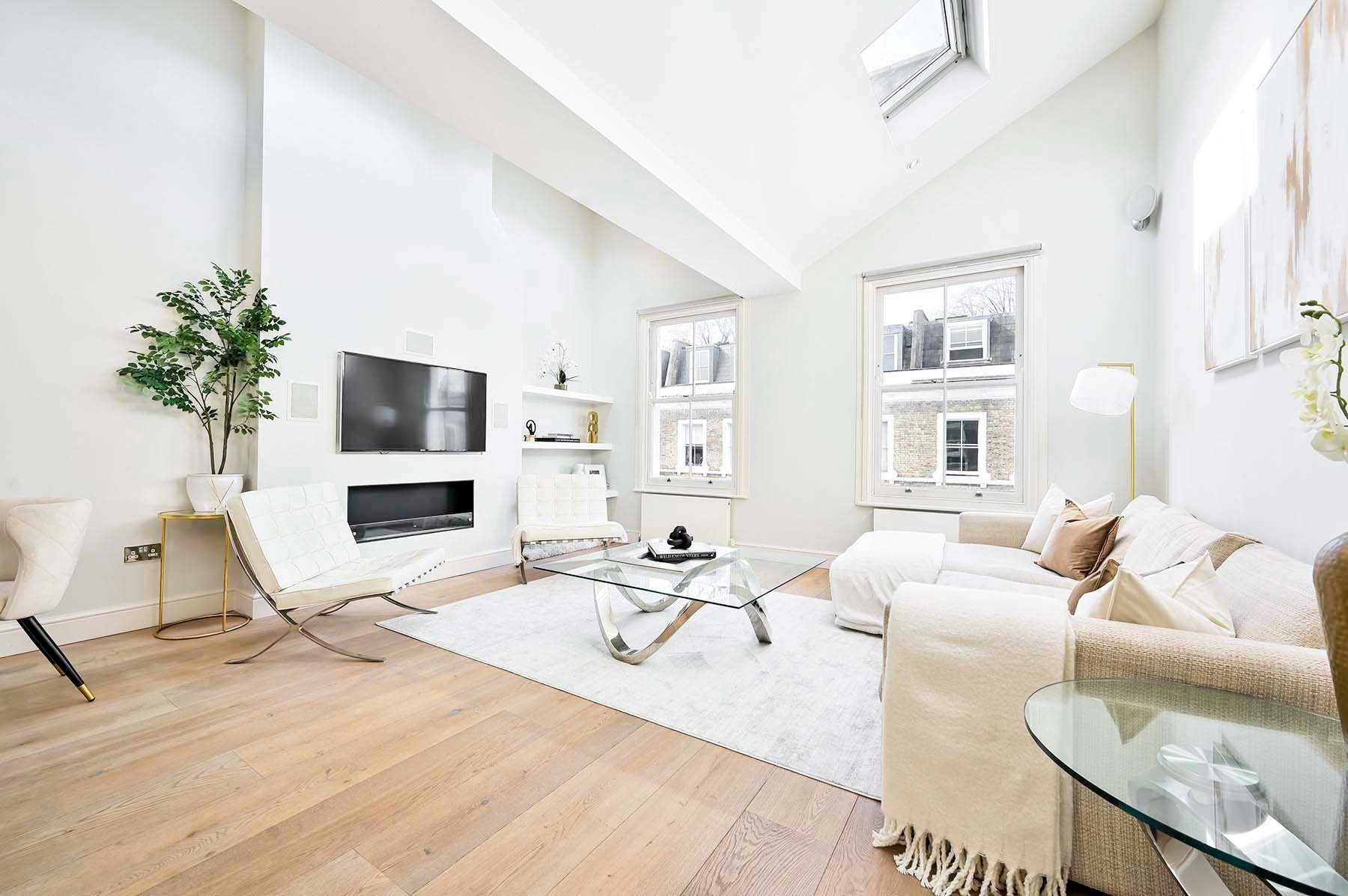 Synced booking calendar apartment
