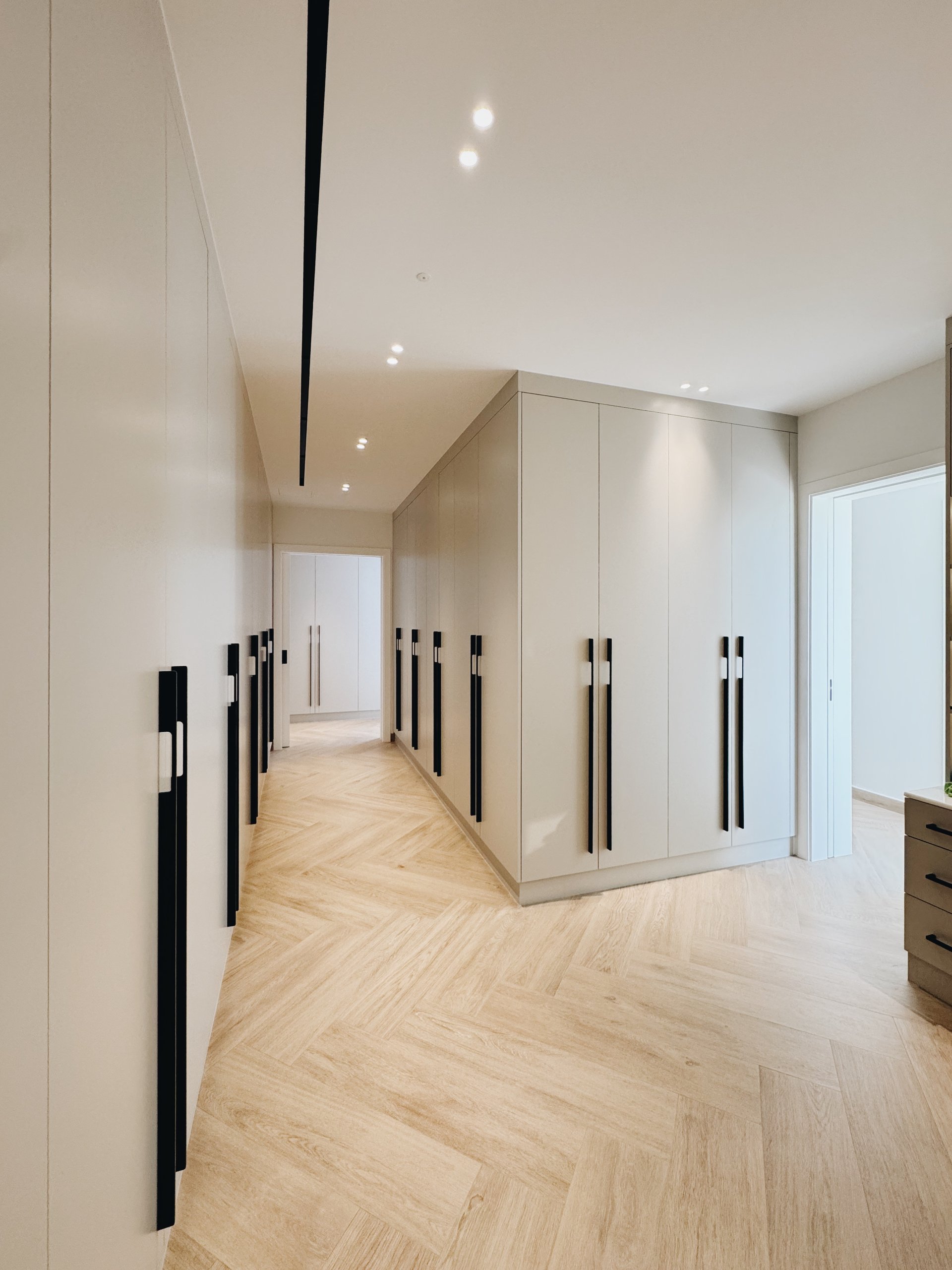 Dressing & storage