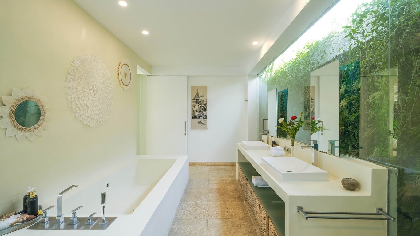 Prime Bali mews property