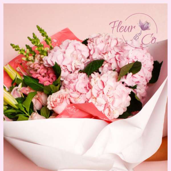 Roses are red, violets are blue, Fleur&Co bouquets + free delivery for you!