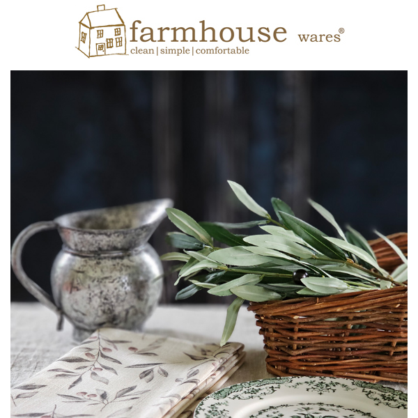 Bread Warmer and Basket - Farmhouse Wares