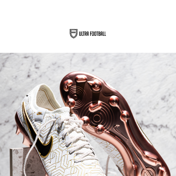 Boxing Day: Limited Edition Nike ‘United Golden’ Pack