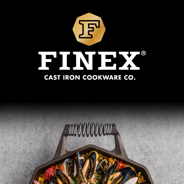 Seafood Skillet Paella & Holiday Giveaway