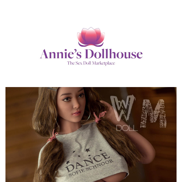 MEET AMY! - ANNIE'S HOT DOLL OF THE DAY💋