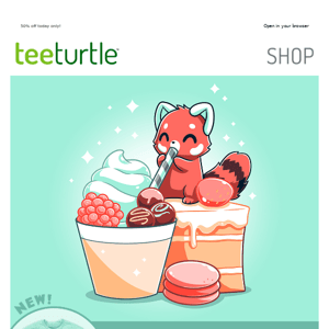 Cutie red panda with a sweet tooth! 🍰