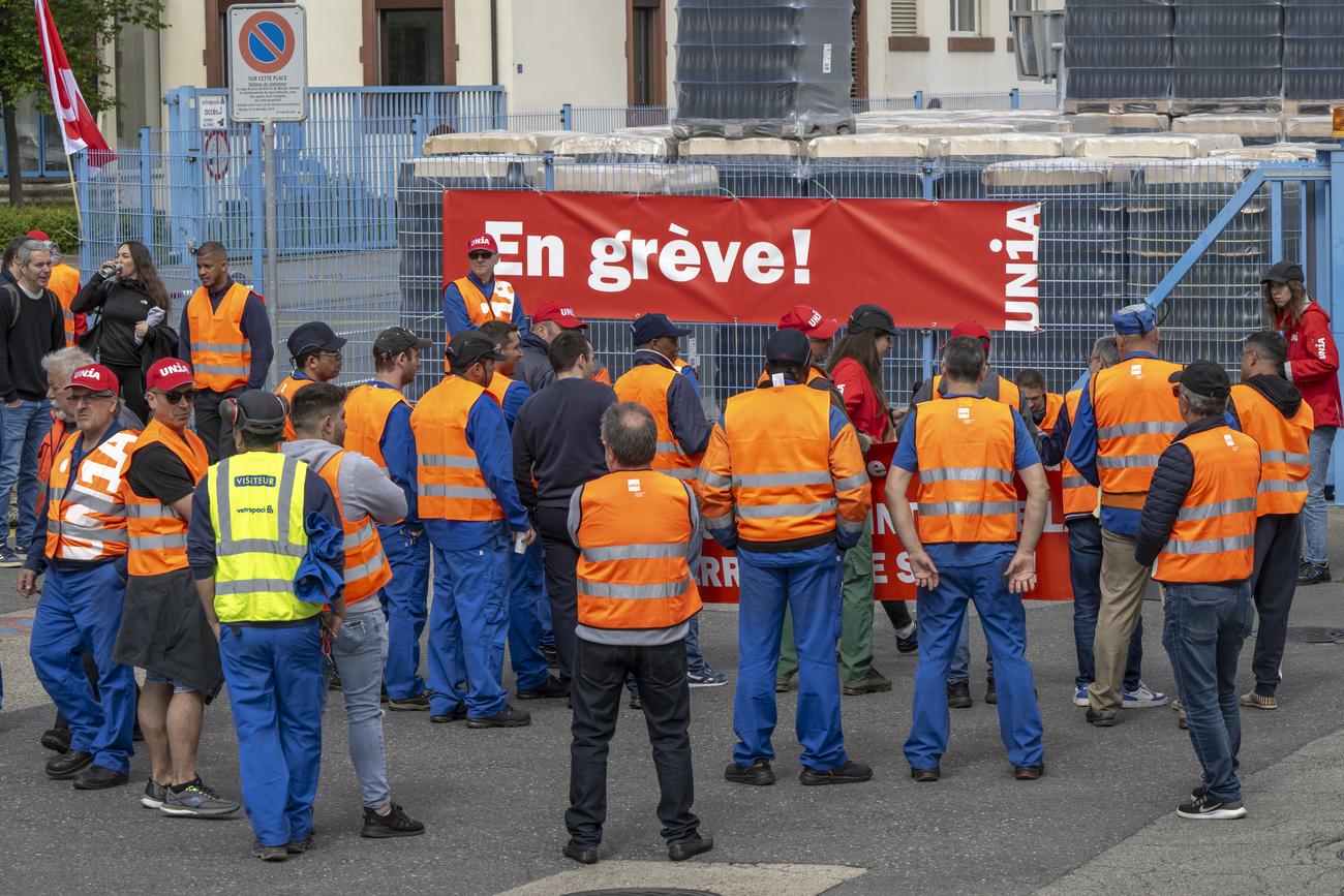 Le personnel, qui réclamait le lancement de «vraies négociations» pour son plan social, s’est réuni jeudi en assemblée et a accepté de suspendre la grève pour une semaine.