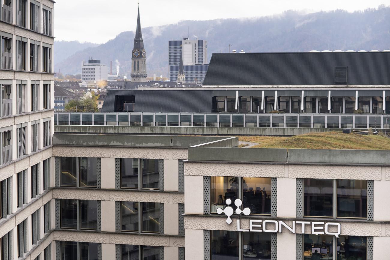 Leonteq vise une croissance annuelle moyenne de son chiffre d’affaires de 7% pour la période 2024-2027. Pour l’exercice 2027, la direction vise un bénéfice avant impôts de 60 à 80 millions.