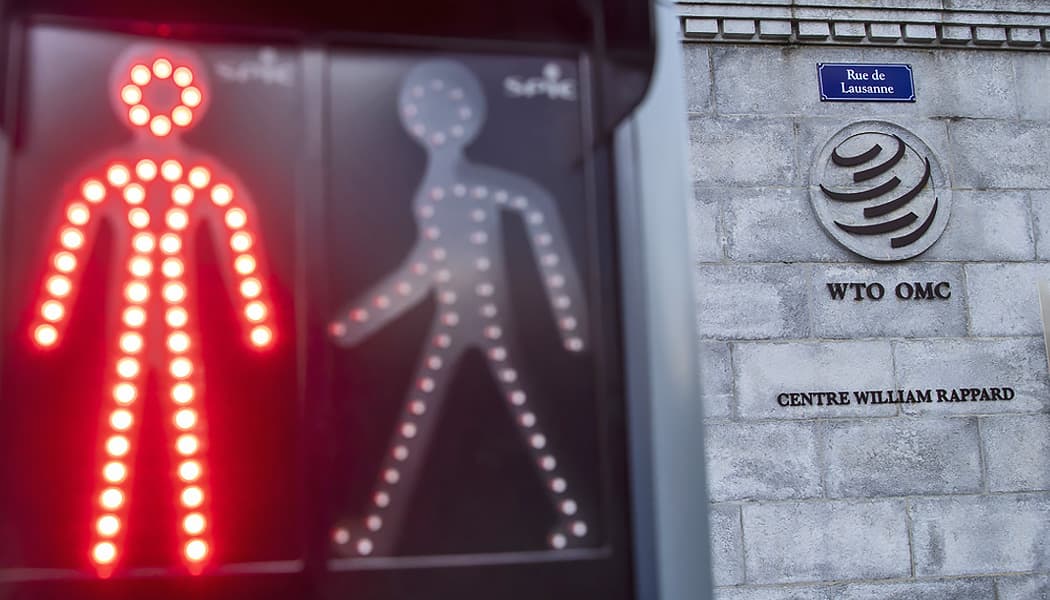 Le plan prévoit un soutien financier à fonds perdus de 10 millions de francs qui doit permettre à des personnes qui ne peuvent bénéficier du chômage partiel de néanmoins percevoir un salaire durant trois mois.