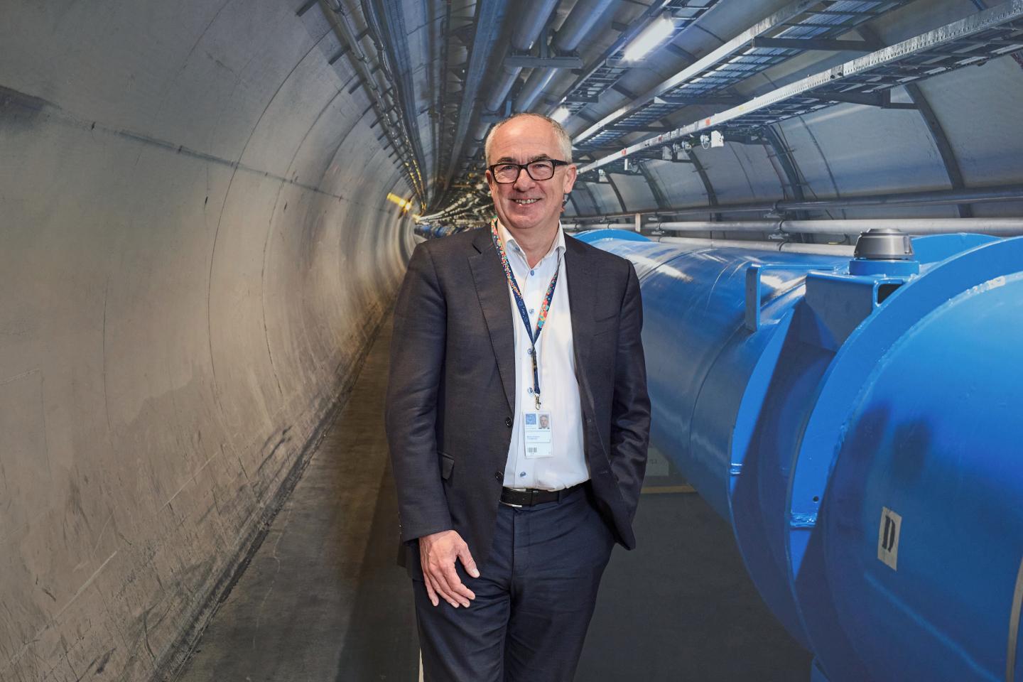 Mark Thomson est actuellement président exécutif du Science and Technology Facilities Council au Royaume Uni.