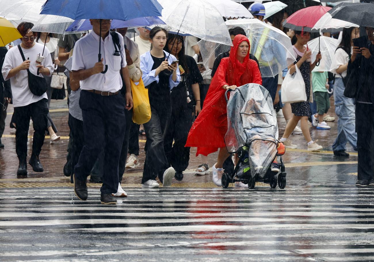 La croissance positive des salaires au Japon n'a pas stimulé la consommation.
