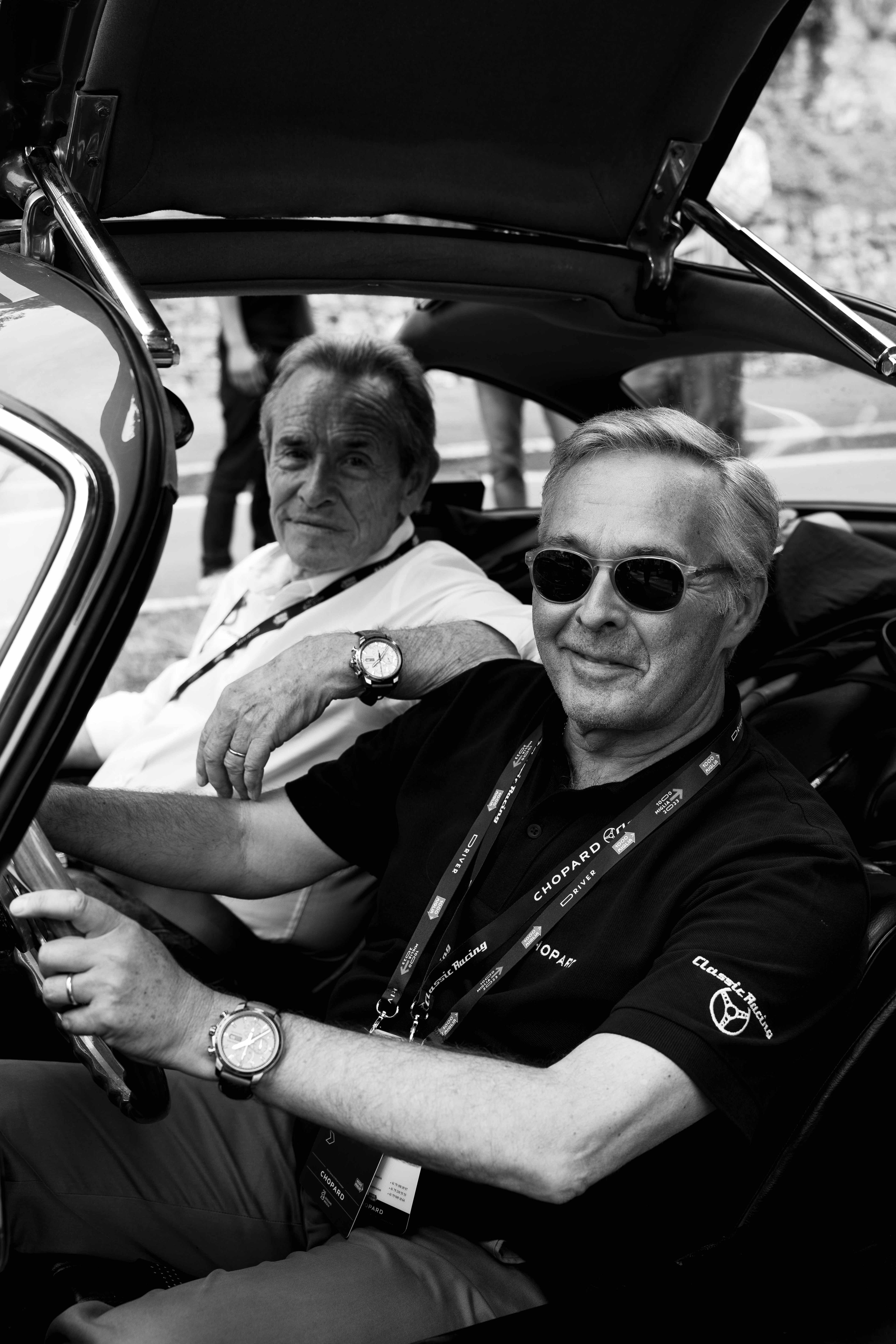 Karl-Friedrich Scheufele et Jacky Ickx sur l aligne de départ à Brescia.