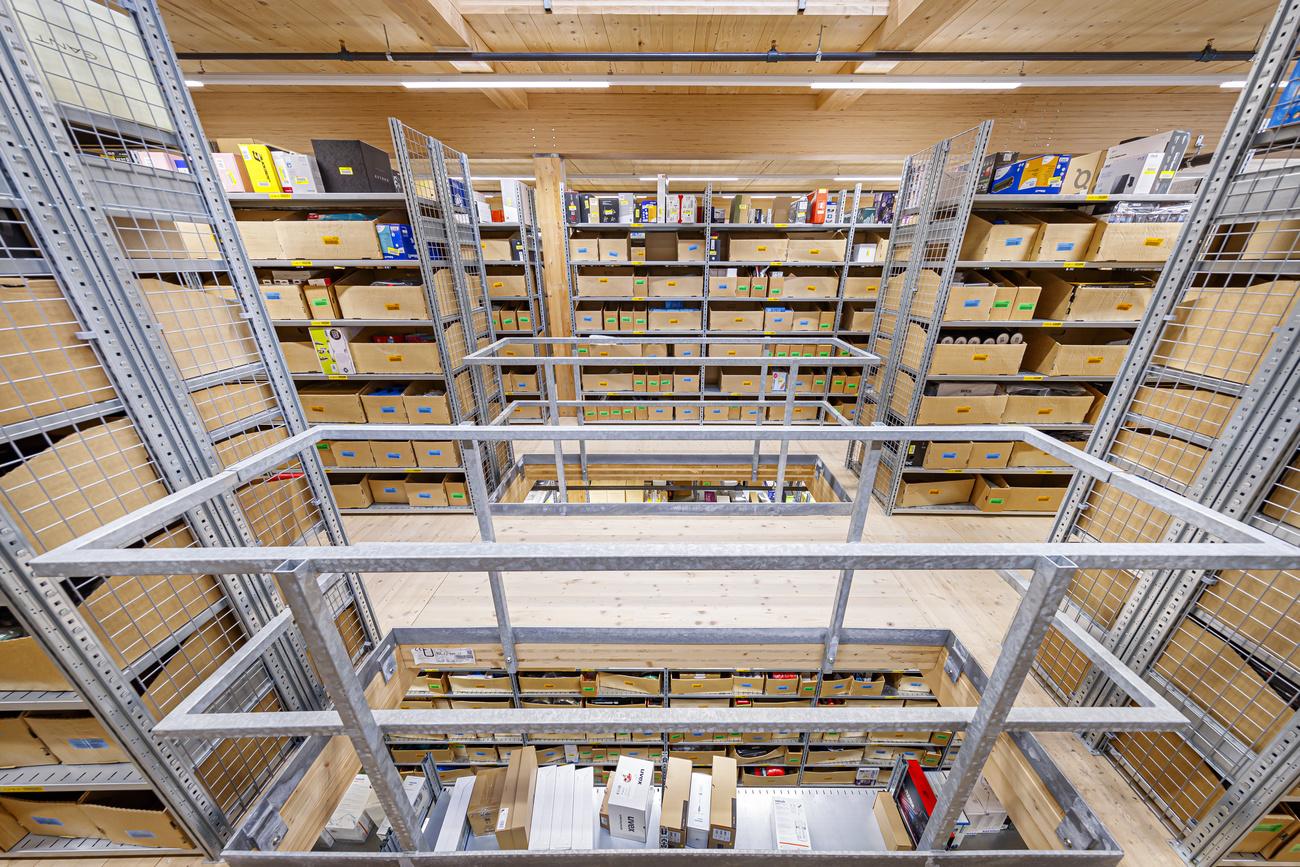 Avec une surface d'environ 90.000 mètres carrés, le site rivalisera en taille avec le plus grand centre logistique existant à ce jour en Suisse, à Wohlen, en Argovie.