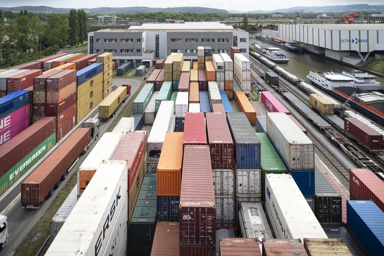 Le repli des importations s’explique par l’allègement de 40% environ des prix des produits énergétiques.
