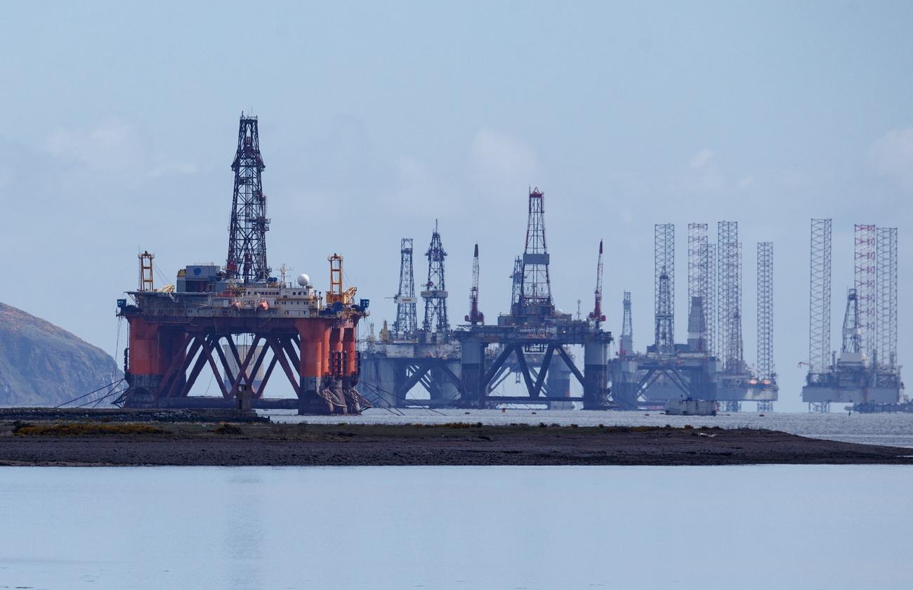 Lundi, le baril de Brent montait de 2,62% à 90,41 dollars, après un pic à 91,42 dollars.