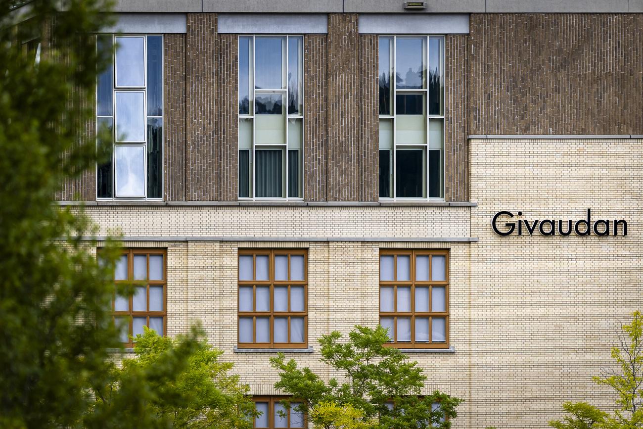 Le nouveau site répond à l'appellation 10 Capital.