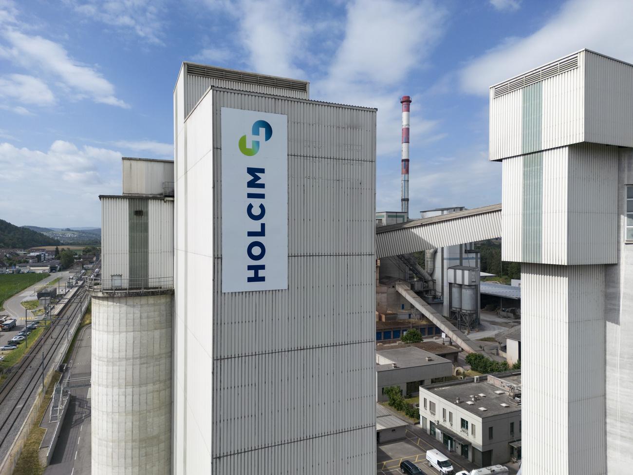 Deux changements au sein de la direction générale de Holcim