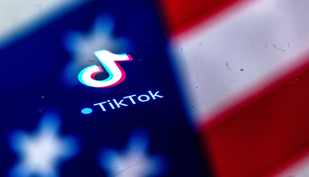 TikTok, qui revendique aux Etats-Unis 170 millions d'utilisateurs, a admis que des employés basés en Chine avaient eu accès à des données de certains d'entre eux, mais a assuré que rien n'avait été communiqué au gouvernement chinois.