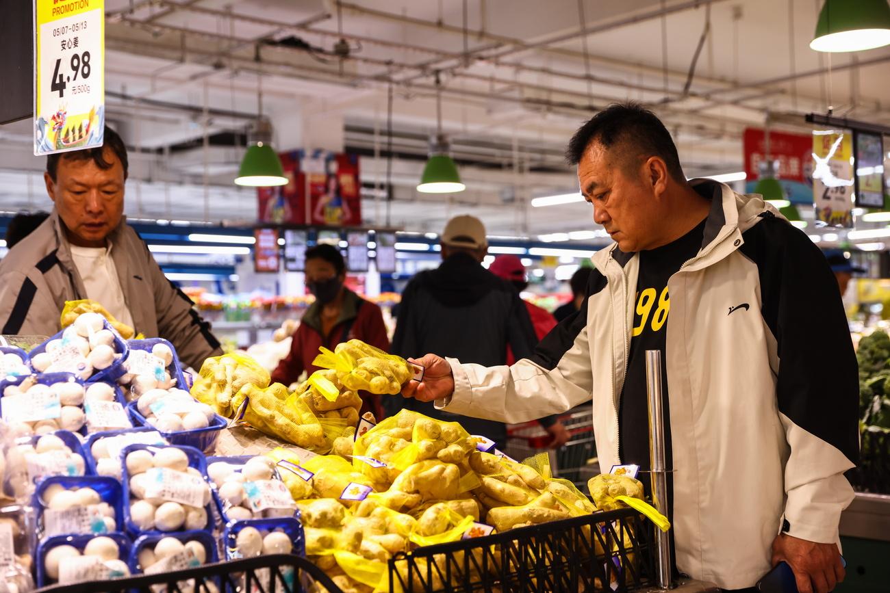 A partir de dimanche, les Chinois bénéficient de neuf jours fériés consécutifs, une période de fêtes, de repas et de cadeaux, présentée par les autorités comme une occasion de stimuler l’économie.