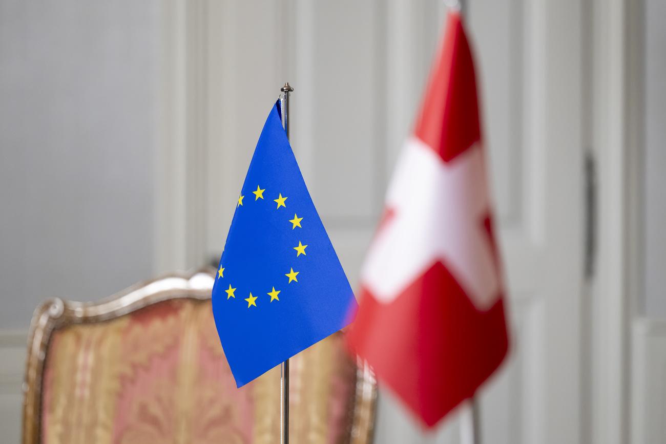 Le Parlement européen devra approuver les accords avec la Suisse. Un comité doit préparer une recommandation lors d’une future assemblée plénière. 