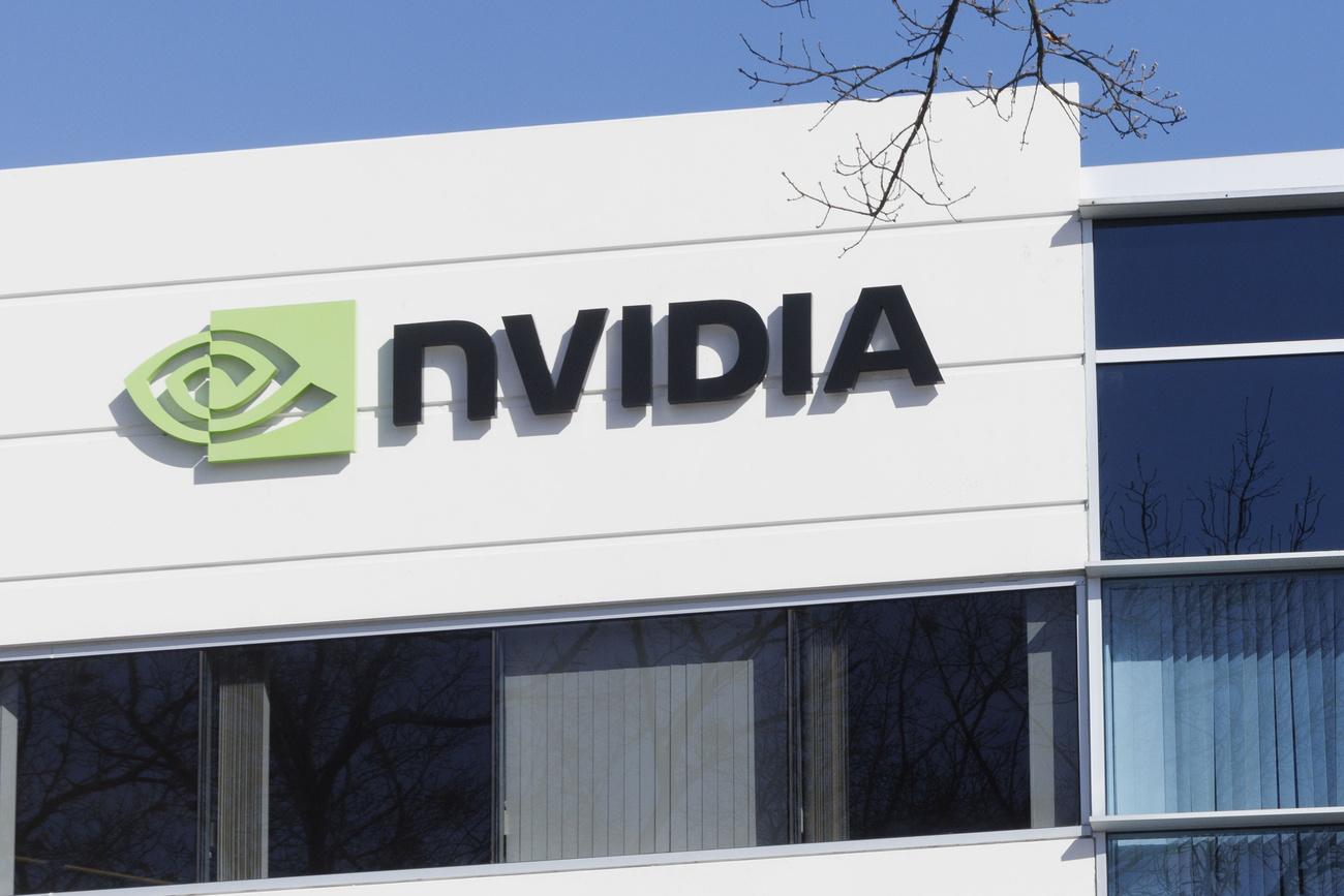 Inconnu du grand public il y a encore un an, Nvidia fabrique des cartes graphiques, des processeurs appelés «GPU», initialement conçus pour les besoins des jeux vidéo.