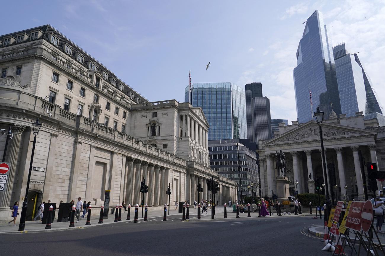 La troisième évaluation, initialement prévue en 2025-2026, a été repoussé d'un an pour laisser le temps aux banques d'améliorer encore leurs capacités de résolution.