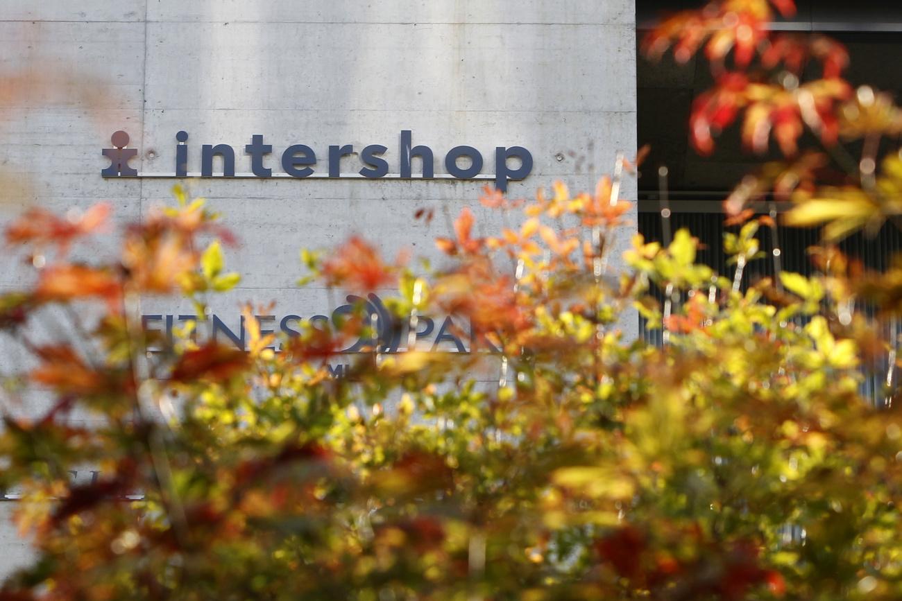 Aucune prévision chiffrée n'est prévue pour l'année 2026. La direction table sur un résultat lui permettant de poursuivre sa généreuse politique de dividende. 