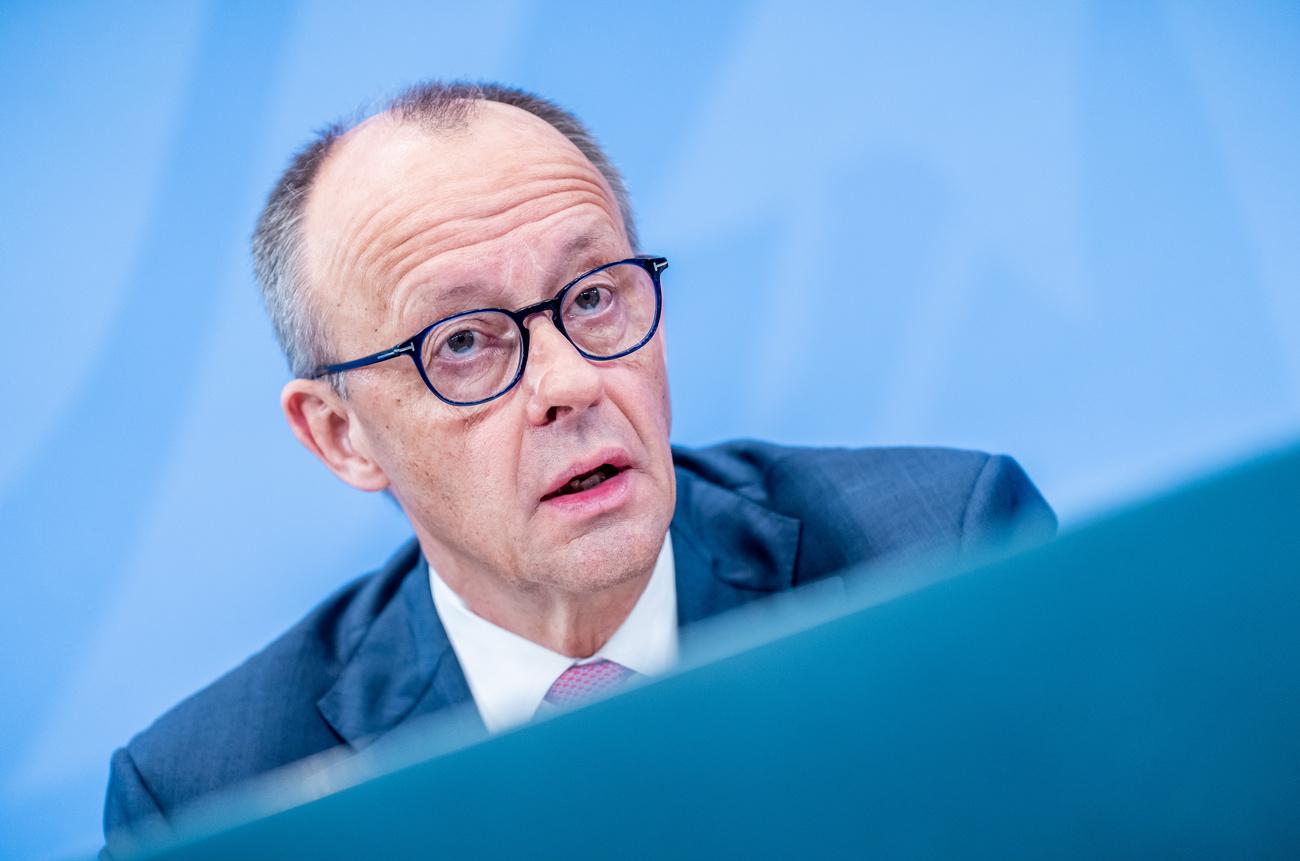 Friedrich Merz a dit privilégier des «mesures en vertu du droit de la concurrence et du droit fiscal».