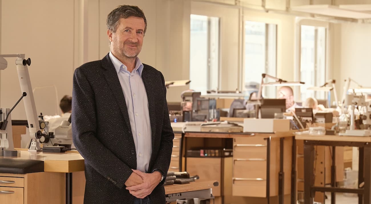 Florent Perrichon a acquis 25 ans d’expérience dans la gestion de marques horlogère de luxe et la distribution mondiale.