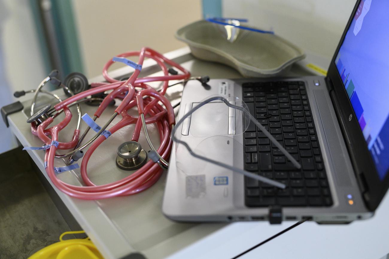 Certaines des vulnérabilités identifiées permettent un accès complet aux données des patients et aux systèmes en quelques heures. 