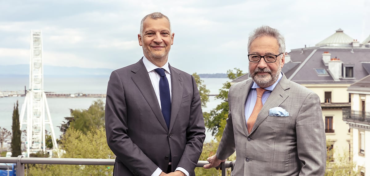 Les CEO de Gonet (Jean-René Lepezel) et Arab Bank Switzerland (Serge Robin) ont signé un partenariat stratégique entre leur deux établissements le 31 mai 2023.