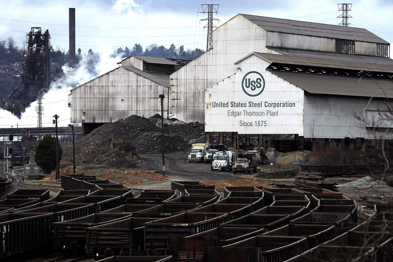 En difficulté, US Steel avait averti qu’en cas d’échec du rachat, il se verrait contraint de renoncer à des investissements massifs de modernisation sur plusieurs sites, au prix d’une casse sociale et de possibles fermetures d’aciéries.