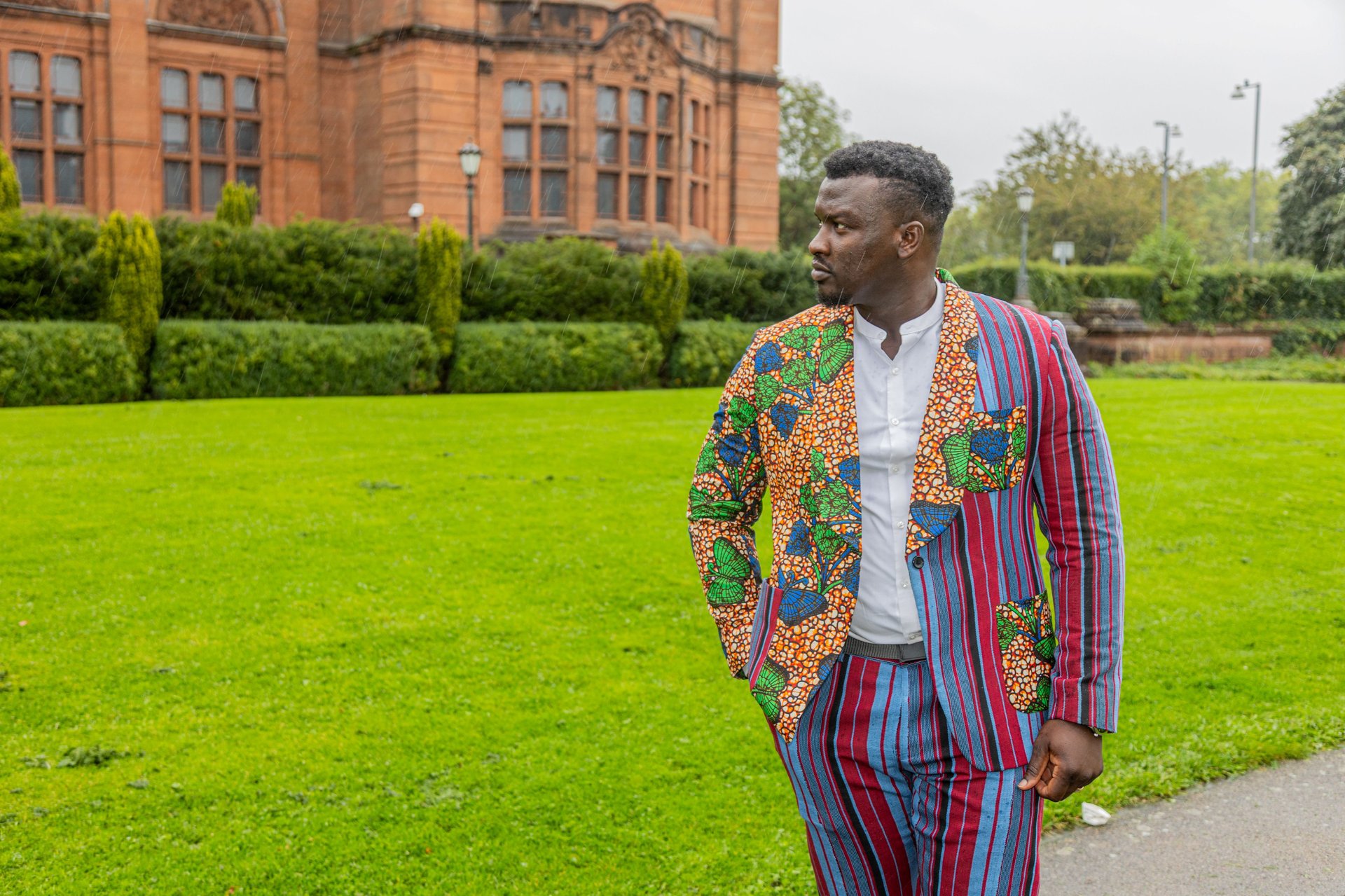 Patterned multicolored print image 4