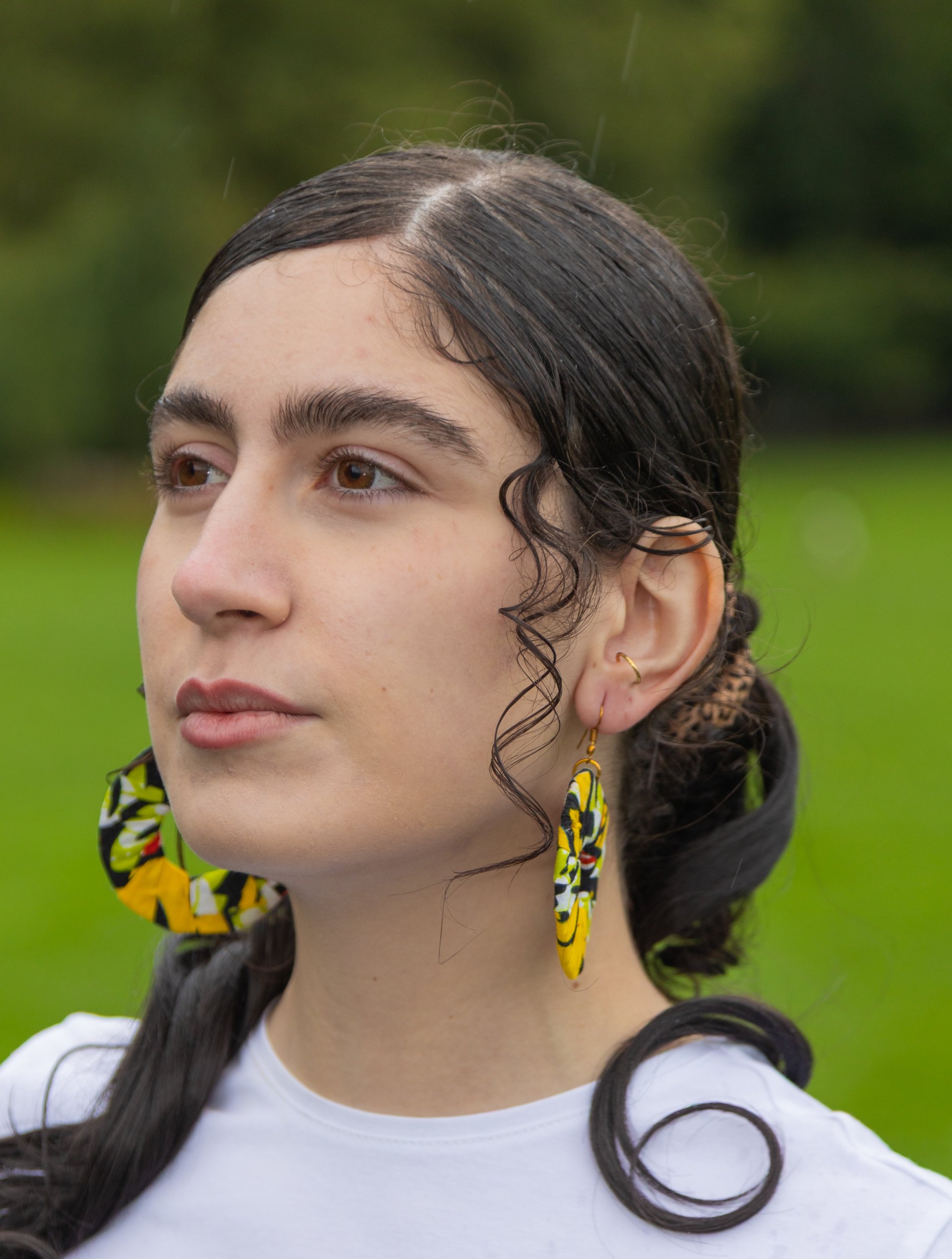 Bold yellow, fiery red and cripsy white image 4