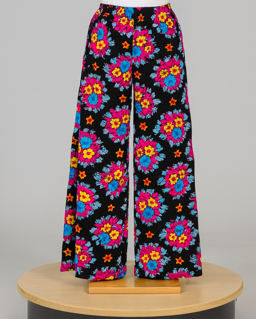 Black and red image 3