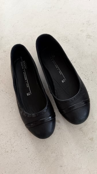 Ecco Black Flats Size 38