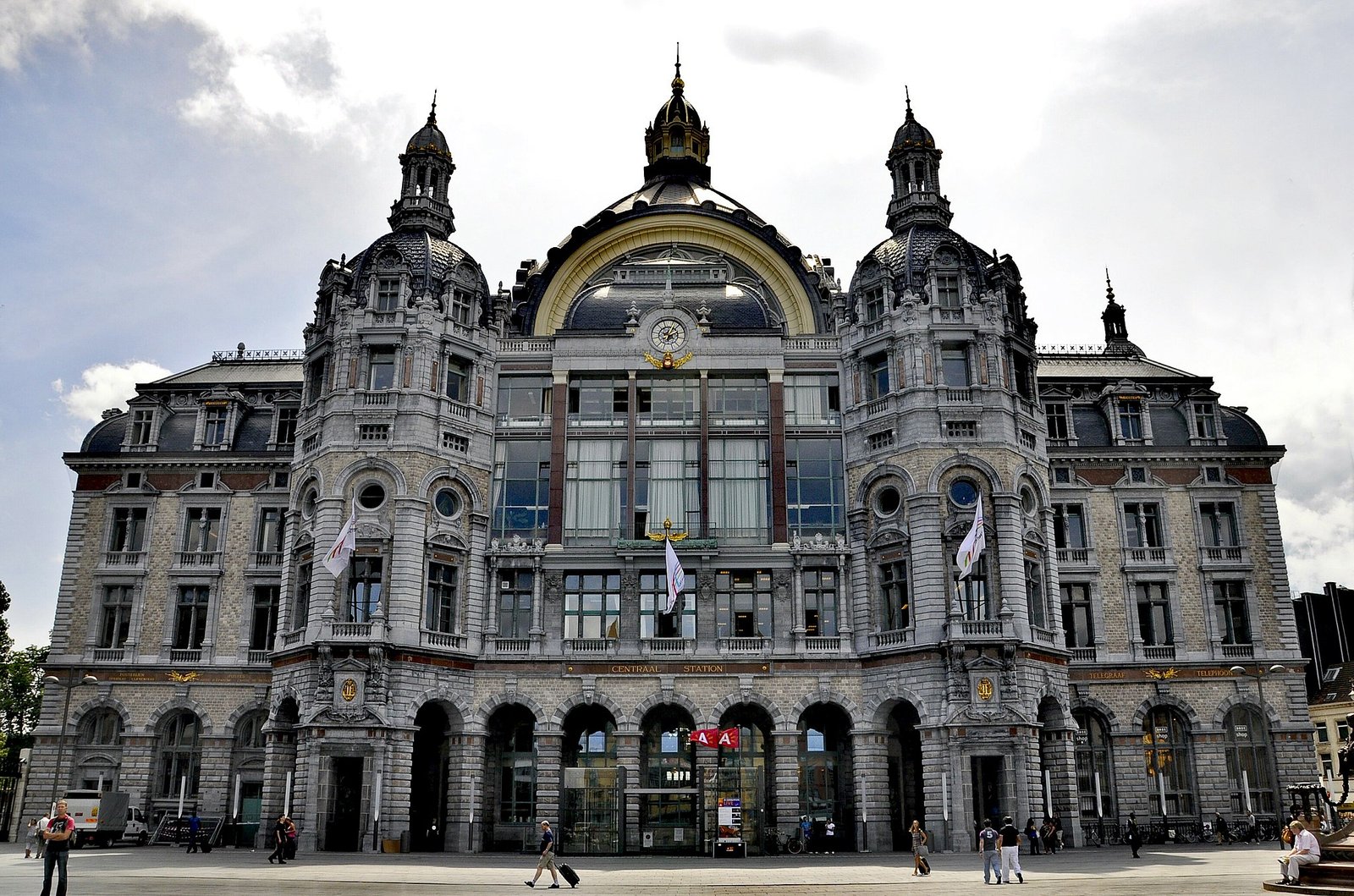 Antwerpen-Centraal