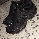 Nike tn black 