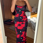 Red Floral Fitted Maxi Dress – Size S