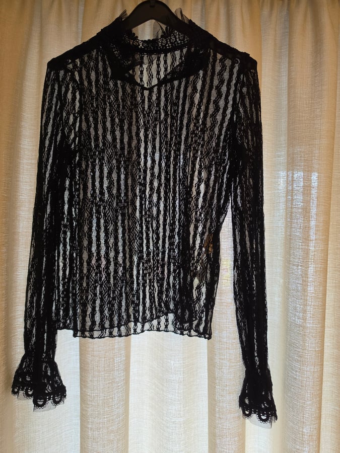 Zara Black Lace Top, XS,never worn,no tags