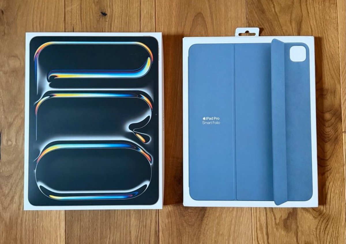 Apple iPad Pro Smart Folio Blue NEW
