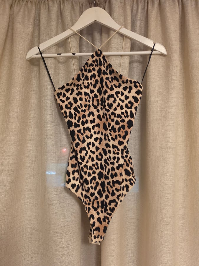 Leopard print thong body, XS size, no tag but never worn 