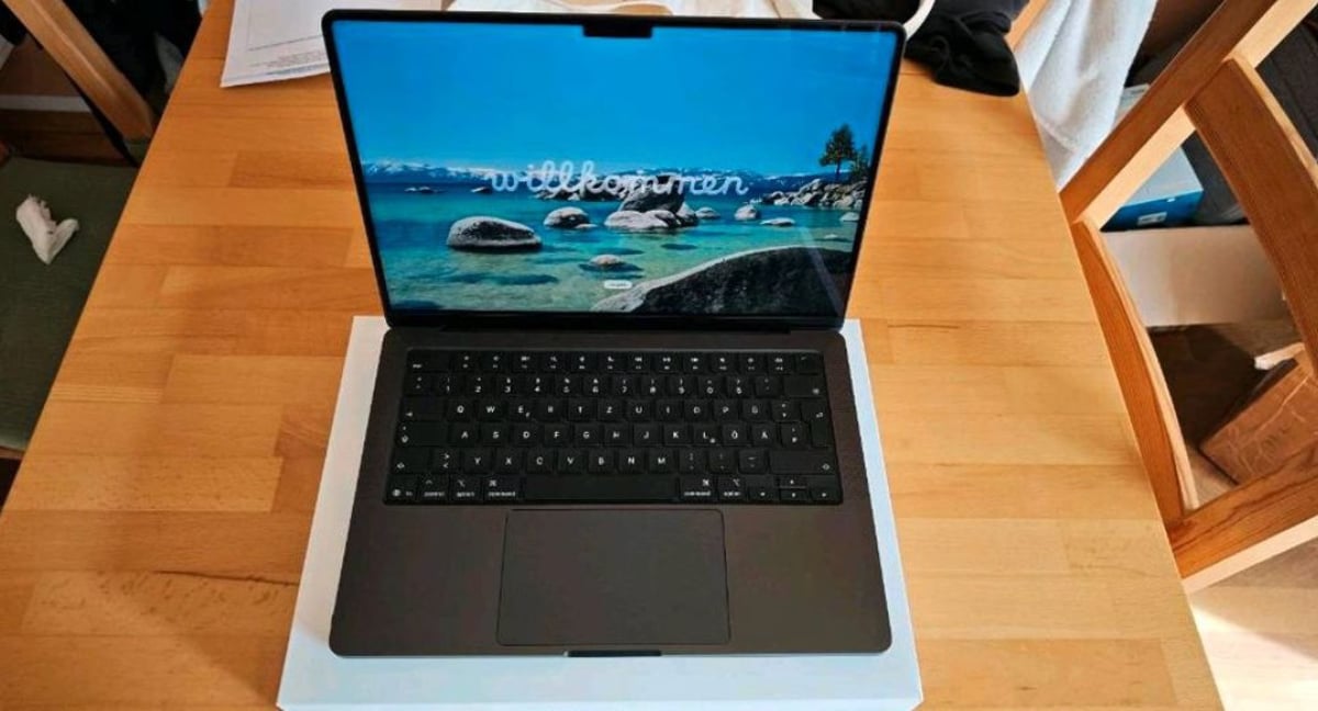 MacBook Pro M5