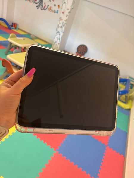 Apple iPad 10th Generation 64GB – Like New