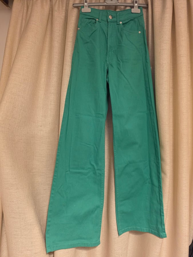 H&M High Waisted Wide Leg Green Jeans, XS size