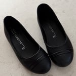 Ecco Black Flats Size 38