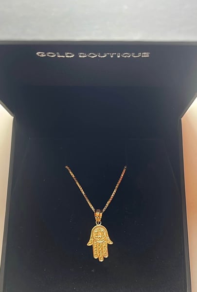 9ct Gold Hamsa Pendant with 20 Inch Chain