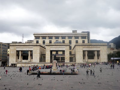 Bolívar Square